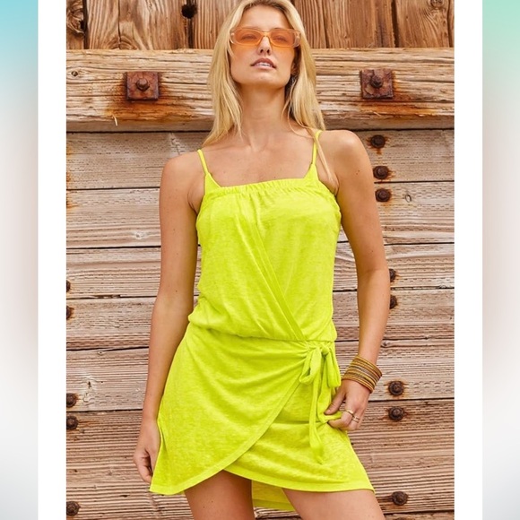 Becca “Zesty” Neon Wrap Cover-Up Dress Size Medium NWT – Beach & Resort Wear - Picture 1 of 9